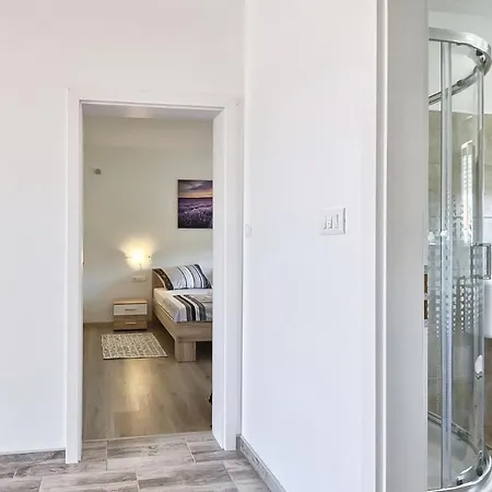 Апартаменты Alexandria Лижнян