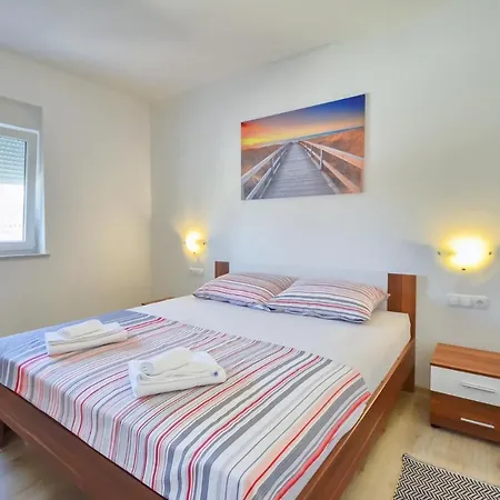 Apartment Alexandria